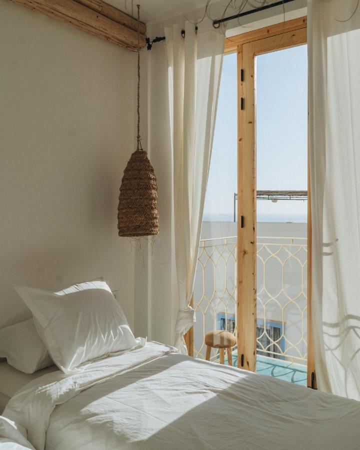 Blue Waves Boutique Hostel Tamraght Exterior foto