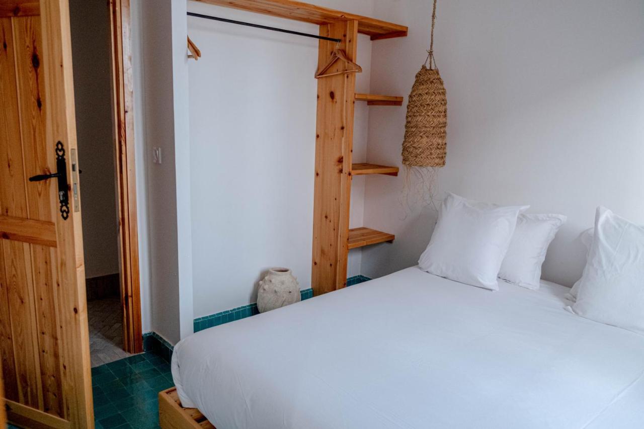 Blue Waves Boutique Hostel Tamraght Exterior foto